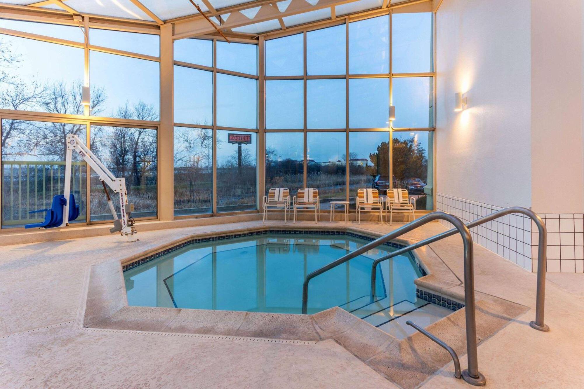 La Quinta By Wyndham Chicago Gurnee Otel Dış mekan fotoğraf